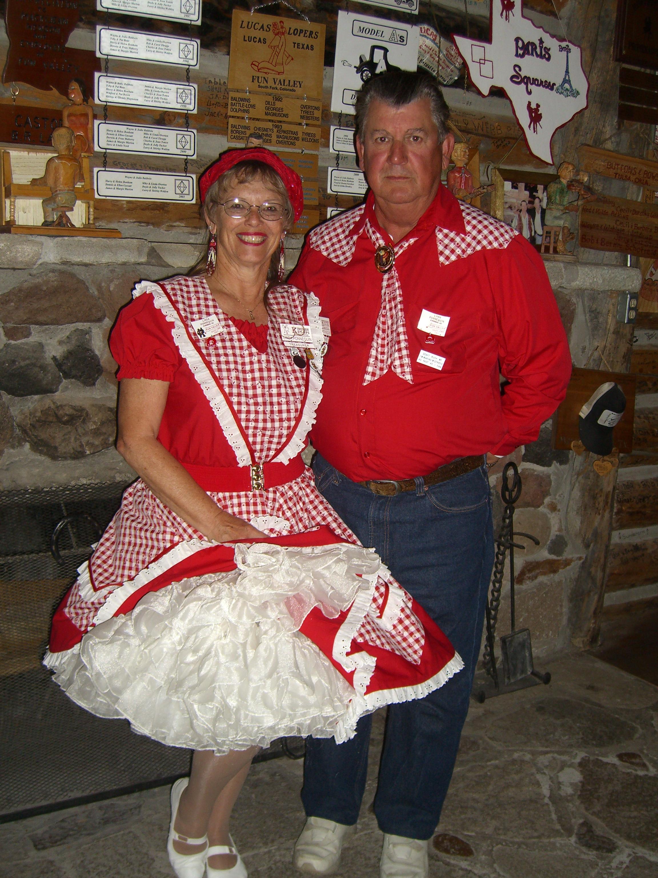 Lynn & Linda Ponnequin f.JPG