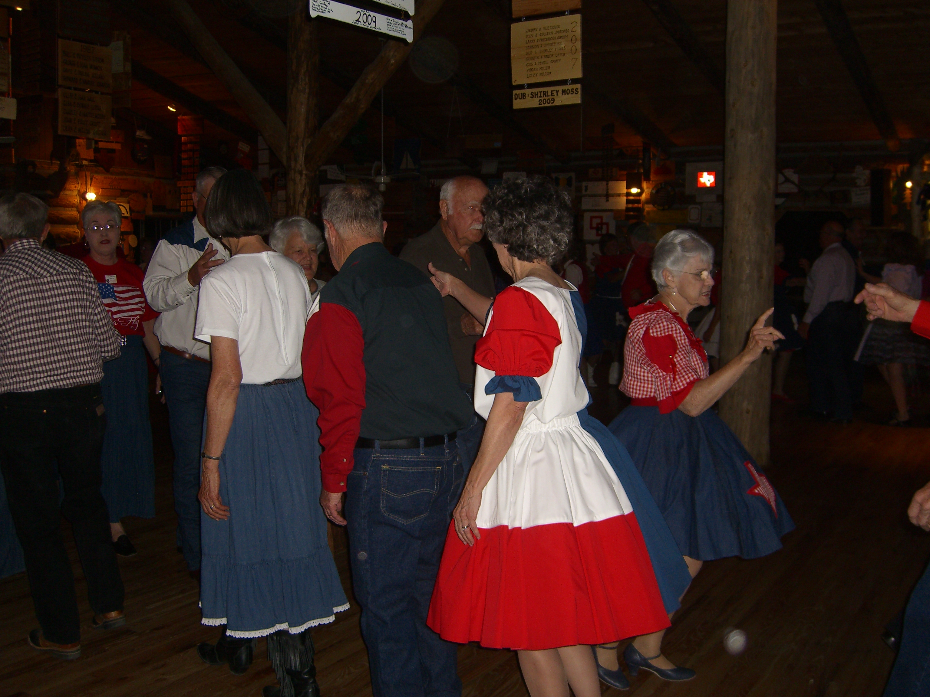 Monday Dance12.JPG