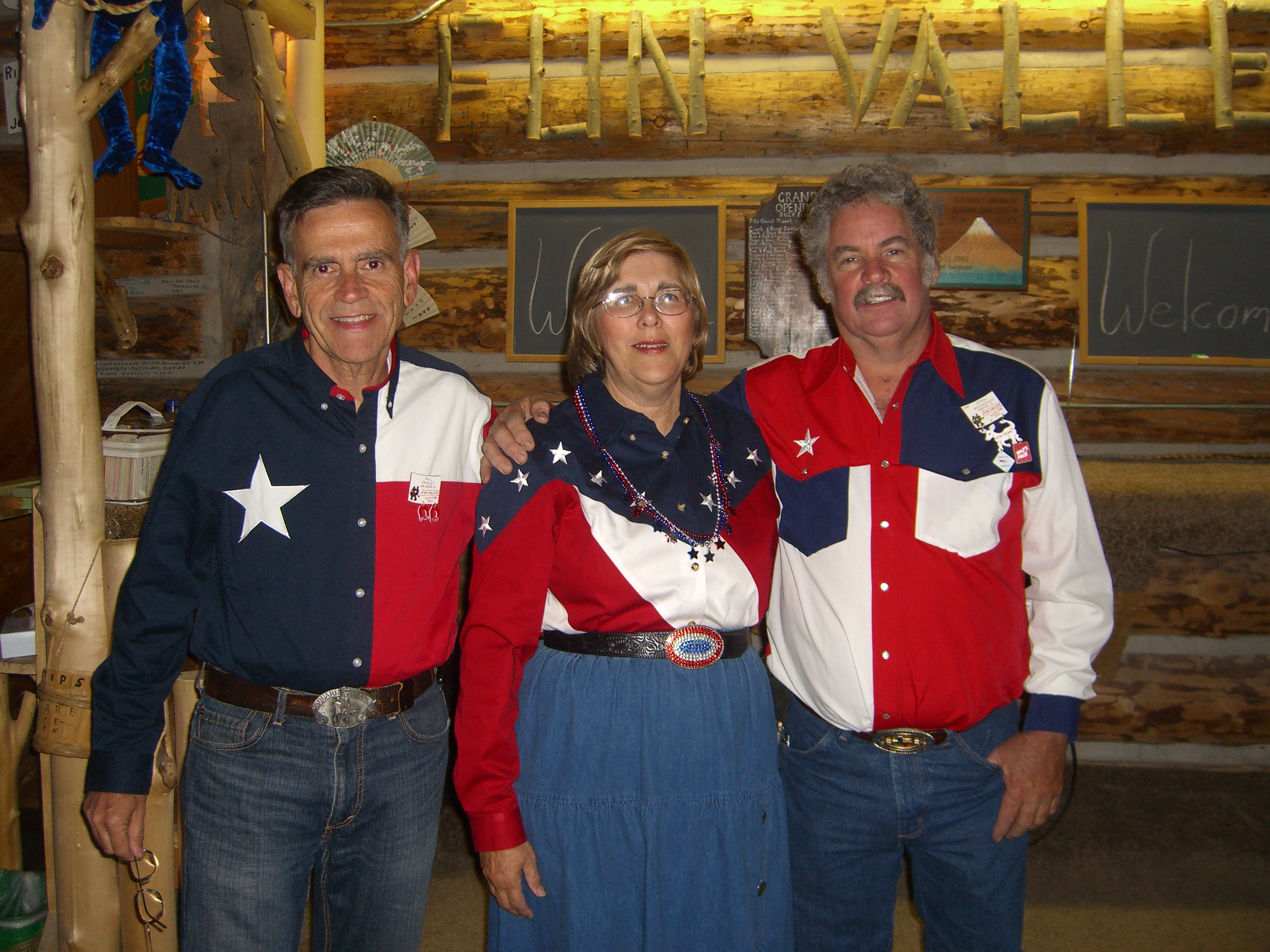 Paul, Marilyn & Jerral.JPG