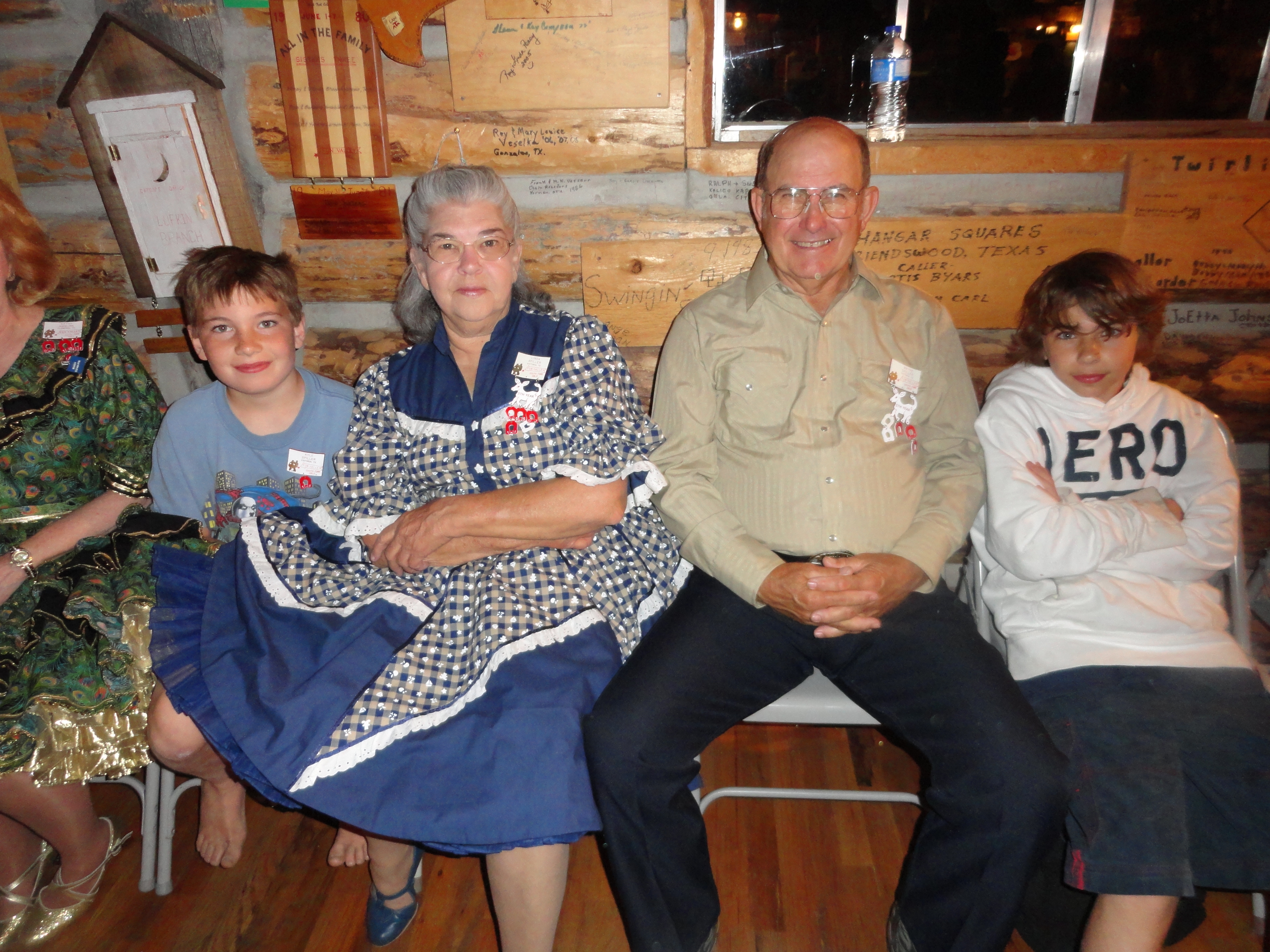 Kyle, Linda, & Wayne Spiller & Scott Ortego.JPG