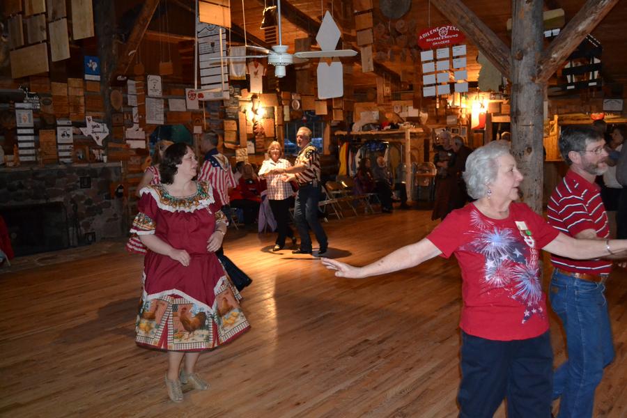 Sunday Dancing 14.jpg