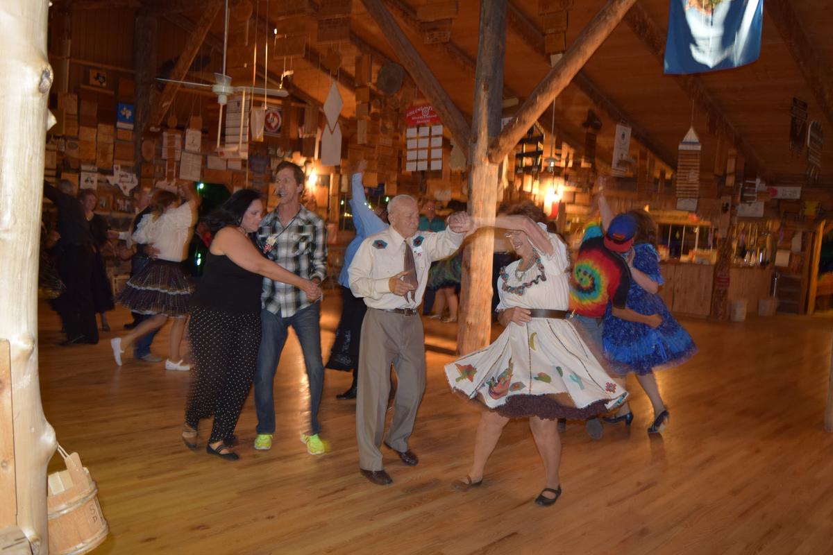 Monday_Dance__12_.jpg